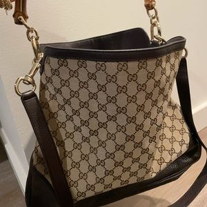 Gucci crossbody with wooden handle